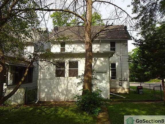 3rd image of 820 Ashland Ave