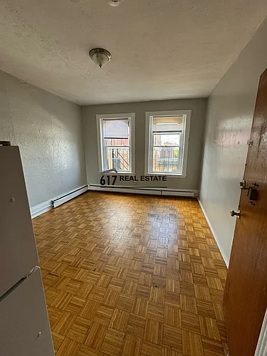 40 Anderson St #19 Photo 1