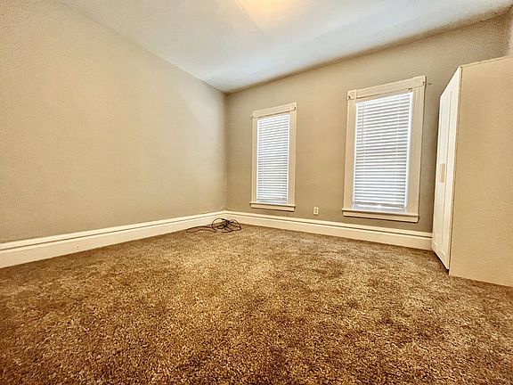5th image of 808 Park St SW #1