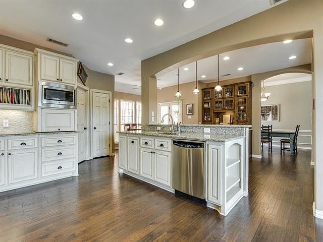 1st image of 2340 Heatherwoods Way