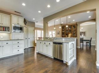 2340 Heatherwoods Way, Carrollton, TX 75007