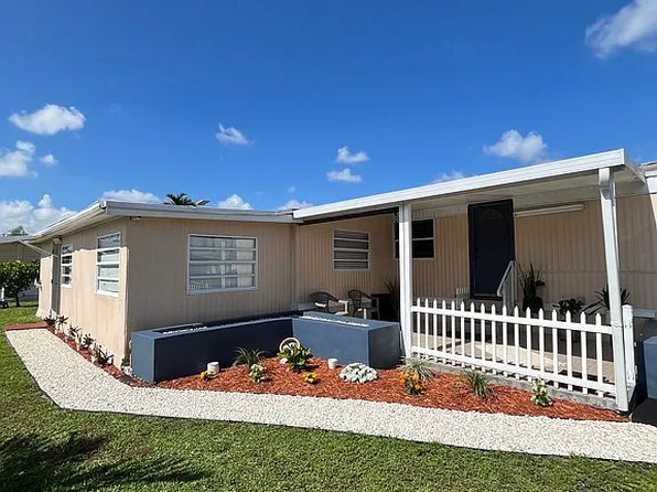 11201 SW 55th St #P16, Miramar, FL 33025