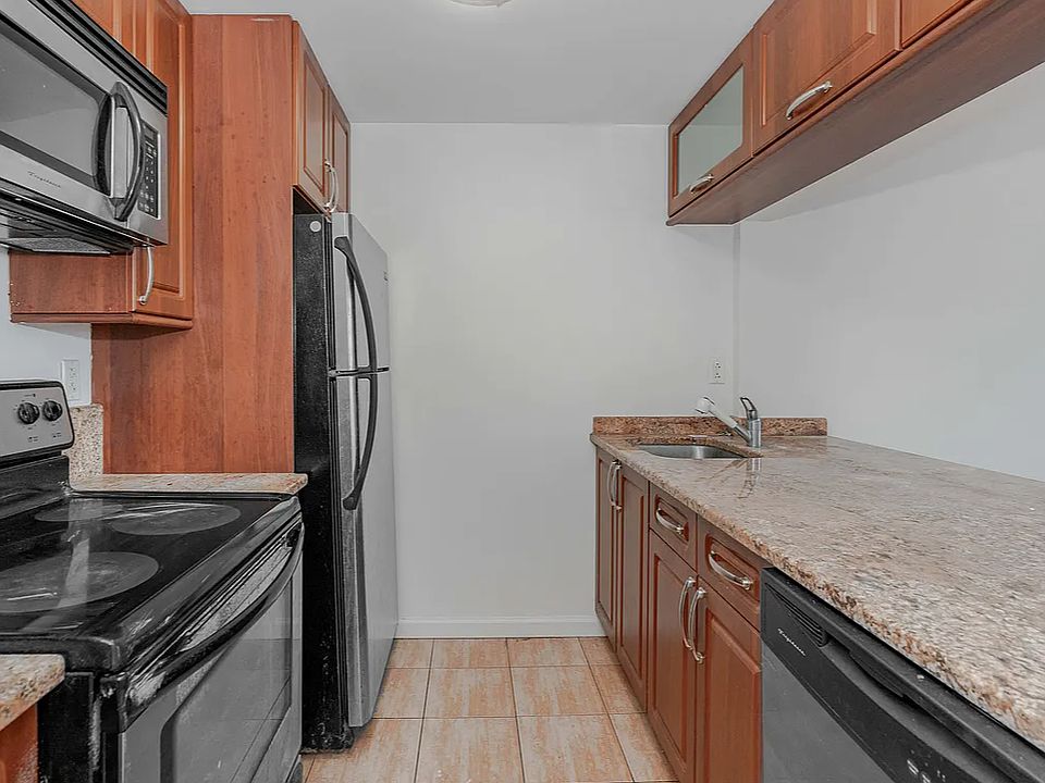 2nd image of 358 Grove St APT 10D