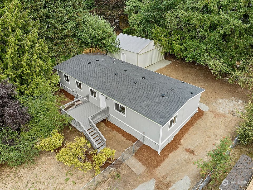 1st image of 11809 204th Avenue E