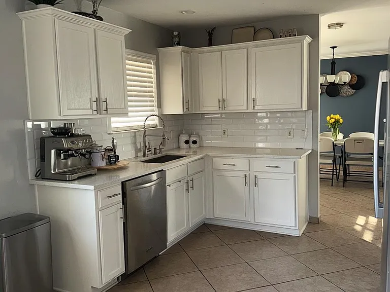 15101 Nuttall Dr — Photo 4