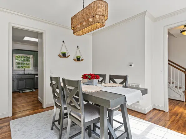 108 Loyola Cir, Helena, AL 35080