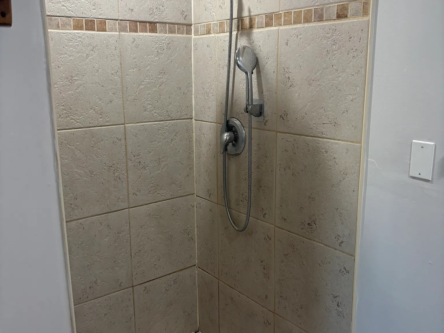 2 bed, 725 sqft, $1,925 — Photo 3