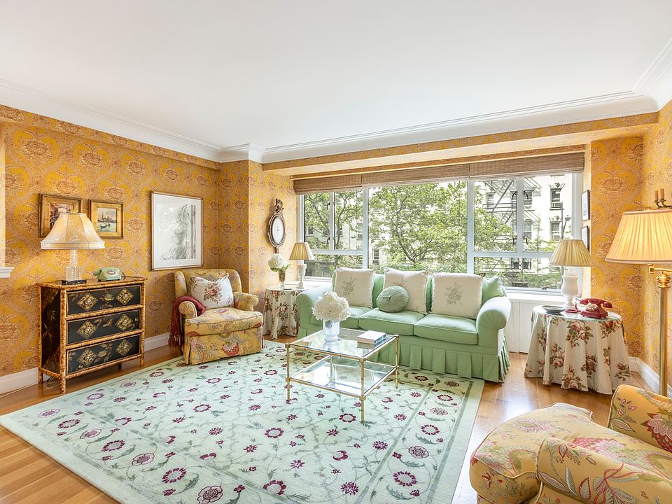 1st image of 200 E 66th St APT C0301
