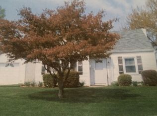 164 Foster Blvd, Babylon, NY 11702
