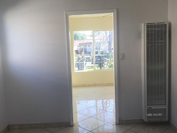 4th image of 3741 W 110th St
