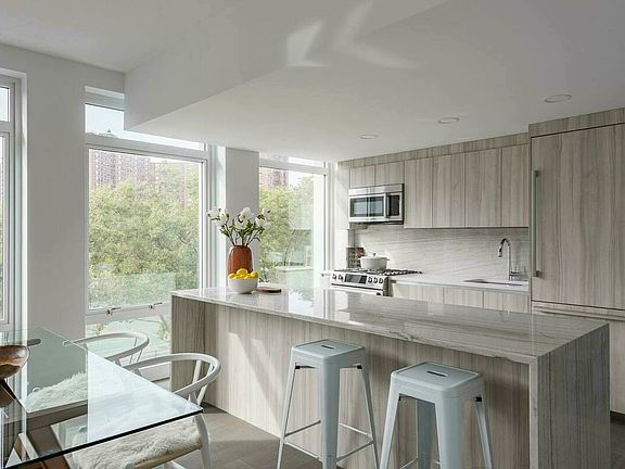 3rd image of 375 W 123rd St #9A