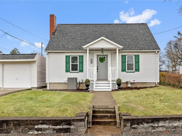 1160 Main St, Coraopolis, PA 15108