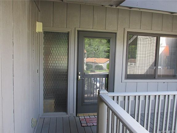 4th image of 216 Juniper Ln #2-C