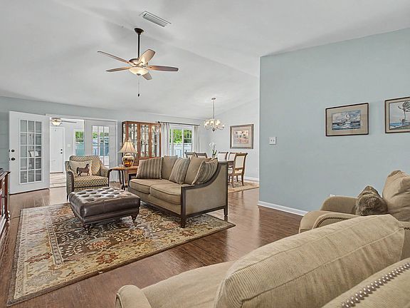 3rd image of 4356 Rockingham Rd