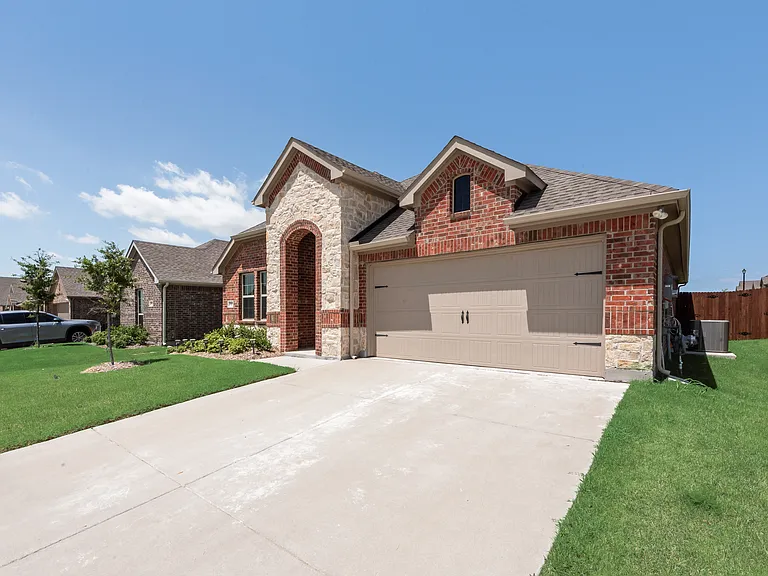727 Dove Haven Way — Photo 3