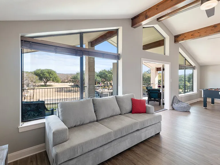 Lazy Oaks Ln — Photo 46