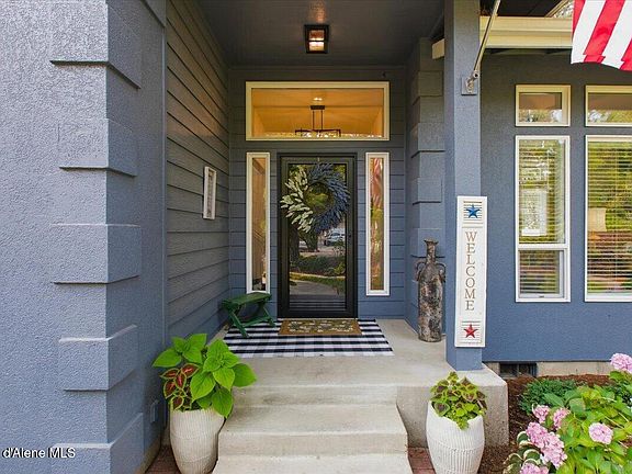 4th image of 5124 E Shoreline Dr