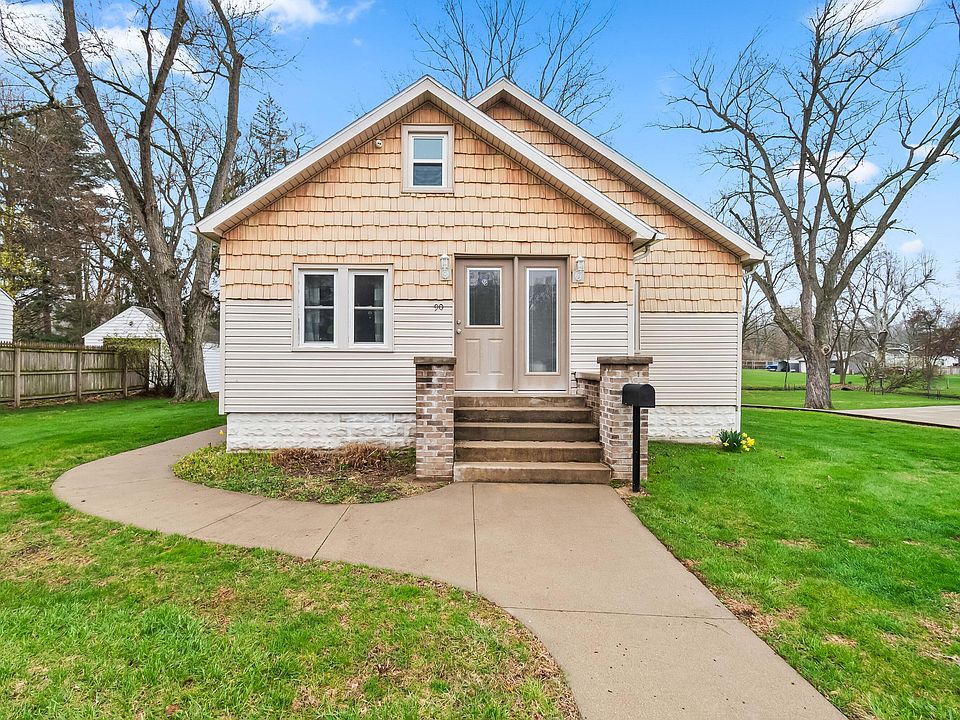 1st image of 90 Rippon Ave