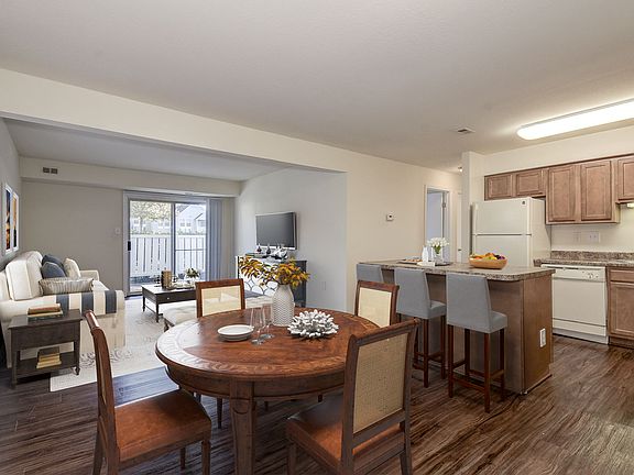 2nd image of 6017 New Forest Ct #6022-2