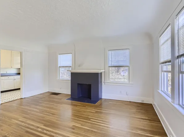 5134 SE Hawthorne Blvd, Portland, OR 97215