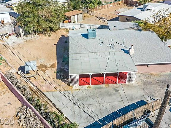2nd image of 2309 Howard Dr