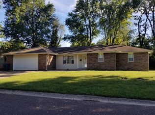 809 Boys St, Monett, MO 65708