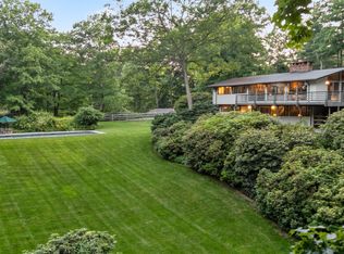 35 Diamond Hill Rd, Redding, CT 06896