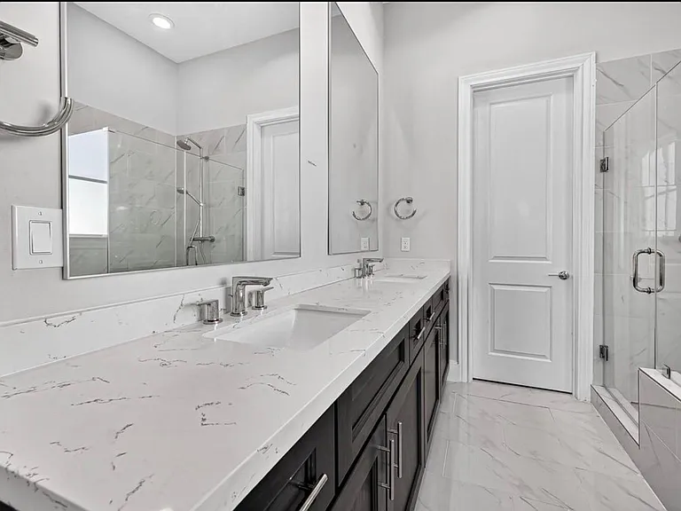 815 Bringhurst St — Photo 12