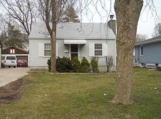 1332 N Webster St, Naperville, IL 60563