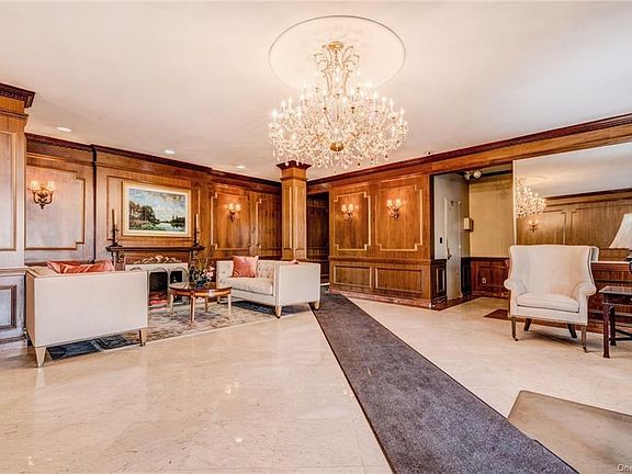 4th image of 499 N Broadway APT 6M