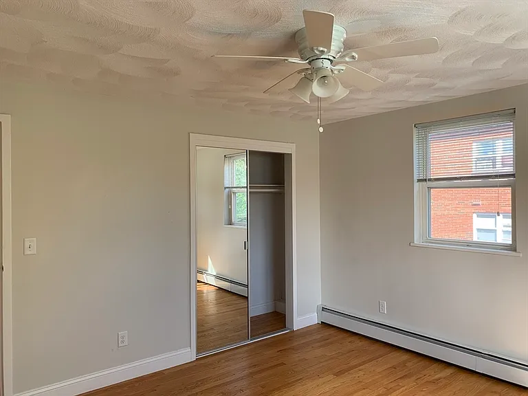 1105 Lexington St #9 — Photo 11
