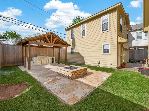2405 Southgate Blvd, Houston, TX 77030