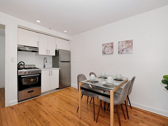 5th image of 138 E 30th St #4