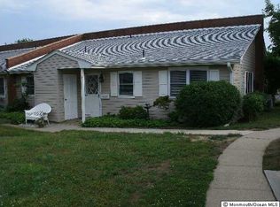 20 River Edge Dr, Brick, NJ 08724