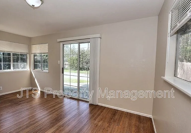6565 S Land Park Dr — Photo 53