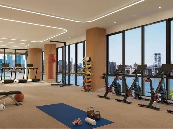 480 Kent Avenue image 16 of 24