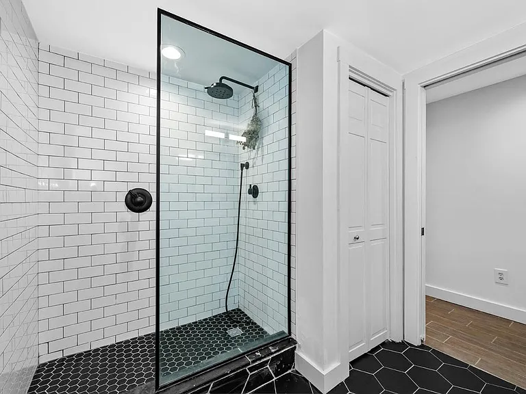 271 Bunker Hill St #1 — Photo 10