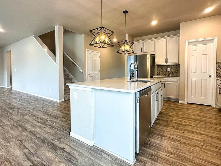 17440 Springfield Dr — Photo 15