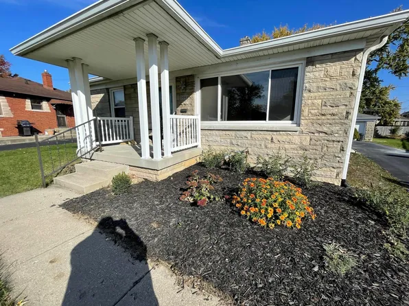 5442 Wayne Dr, Indianapolis, IN 46219