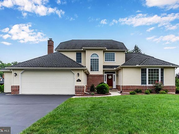 2nd image of 4005 Pamay Dr