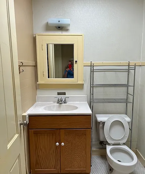 Crown Apartments — Photo 12
