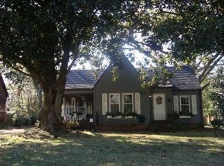 702 Union St S, Concord, NC 28025