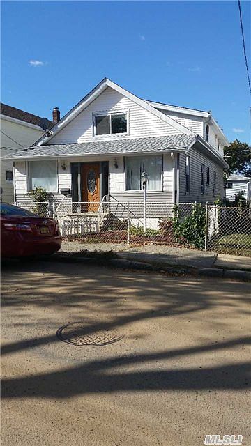 1st image of 14022 Latham Ln