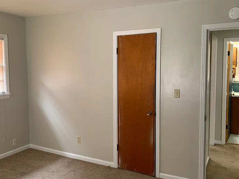 632 Church St NW — Photo 17