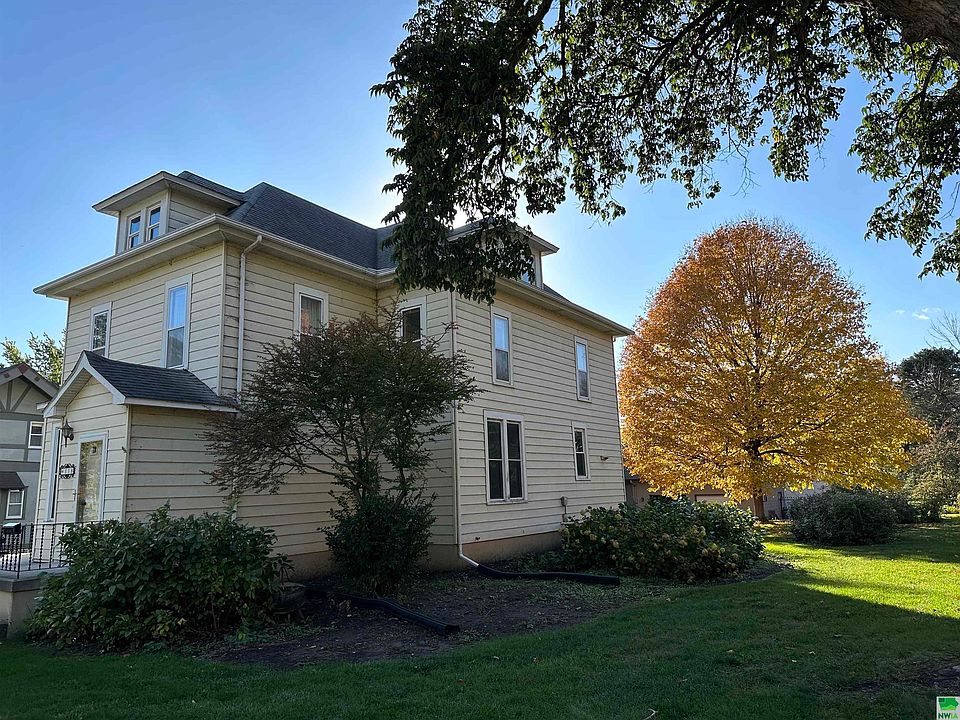 1st image of 118 Lake Ave