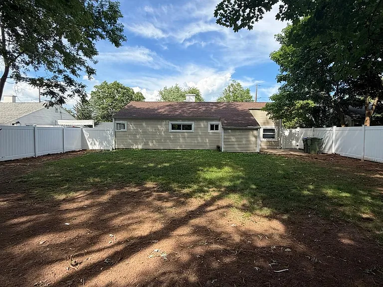 12 Stony Rd — Photo 9