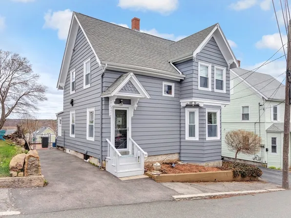 22 Lookout St, Gloucester, MA 01930