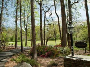 5005 Jett Rd NW, Atlanta, GA 30327