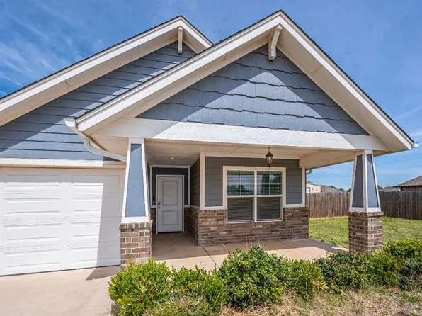 1281 Lakeview Dr, Edmond, OK 73034
