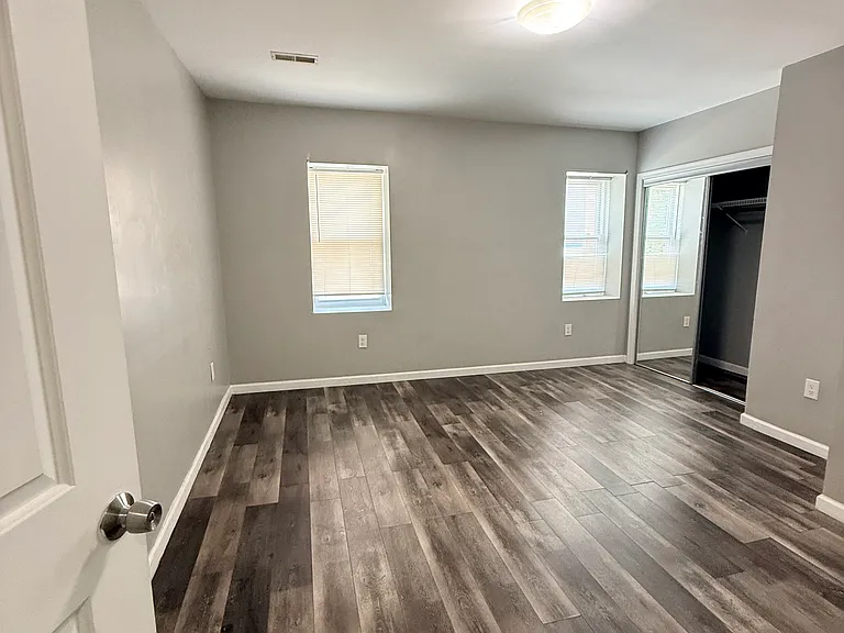 2108 Ridge Ave #B — Photo 9